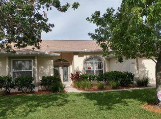 6005 Cedarwood Ln, Bradenton, FL 34203