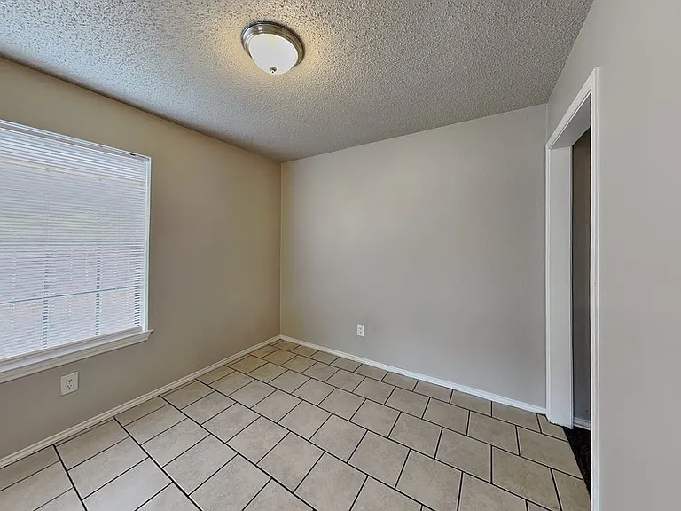 5006 Norma St — Photo 15