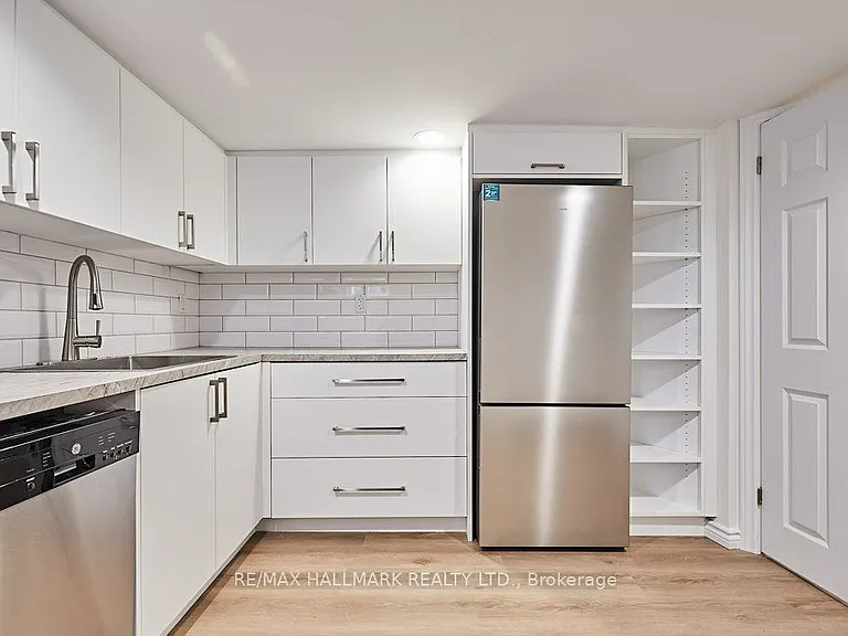 181 Ferris Rd #BASEMENT — Photo 9