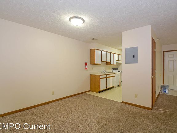 3rd image of 3230 E John Hinkle Pl APT L