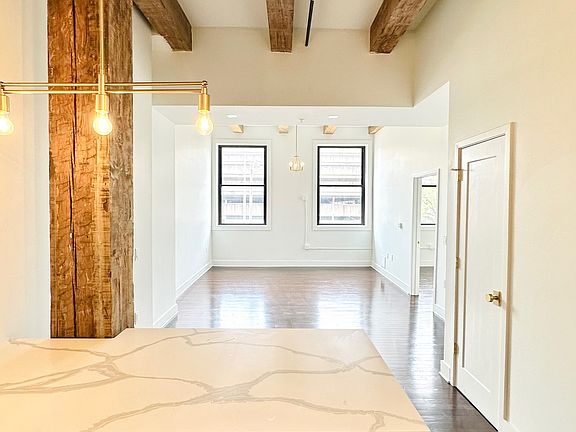 2nd image of 50 S Jefferson St #204