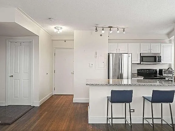 534 Beacon St #315 — Photo 5