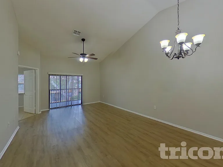 7756 Sugar Bend Dr #7756 — Photo 2