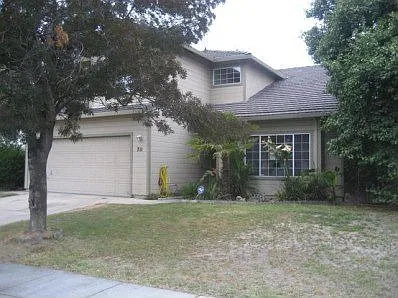 711 Jonquil Dr photo 1