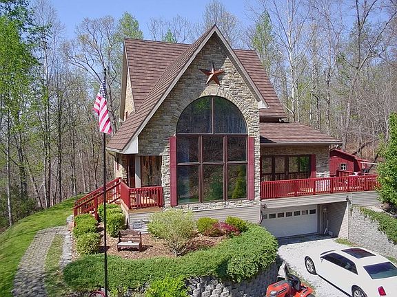 4th image of 345 Bell Hollow Rd