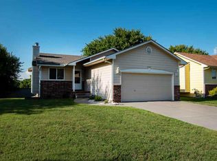 3102 W 1st St N, Wichita, KS 67203