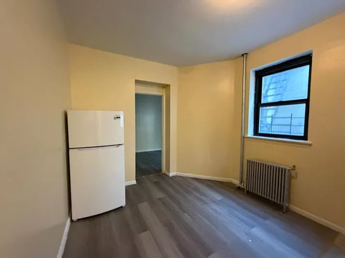Studio, 600 sqft, $2,604 — Photo 4