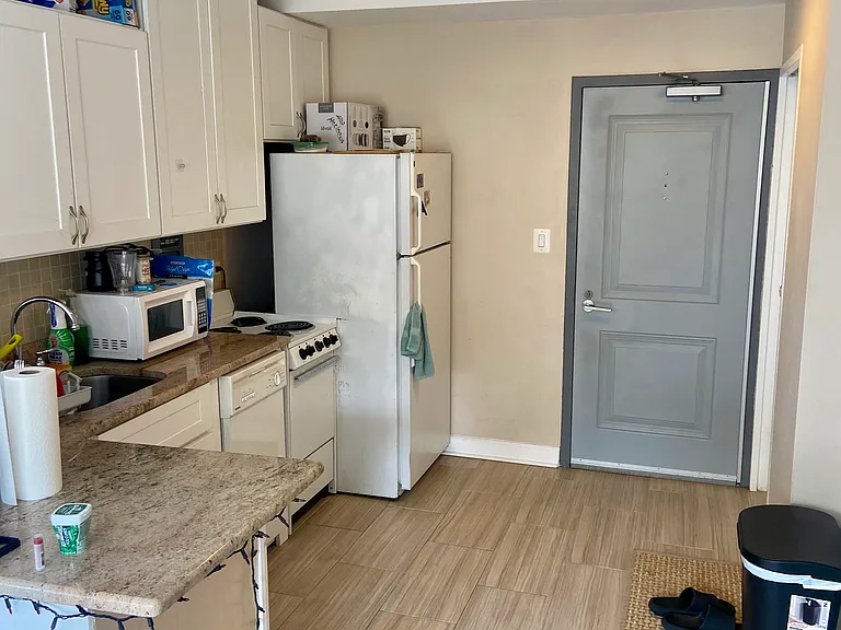 3420 N Lake Shore Dr #12J — Photo 16