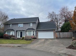 3044 Powder River Dr, Eugene, OR 97408