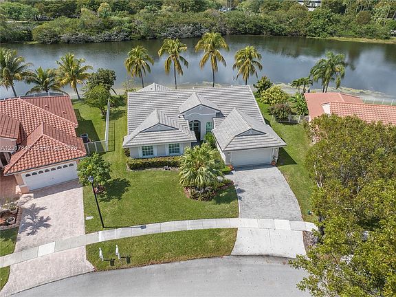 2nd image of 3700 SW 149th Ter