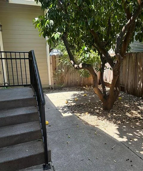 412 West St — Photo 18