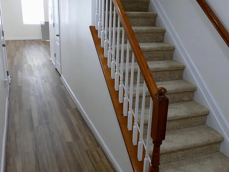 7706 Gaston Pl — Photo 2