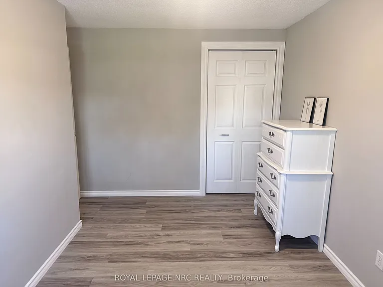 10 Lafayette Dr — Photo 14