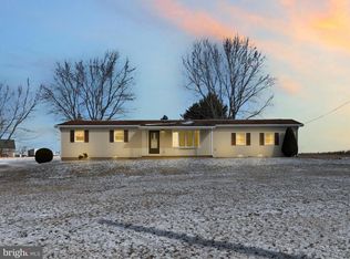 51 S Strawberry Ln, Ringtown, PA 17967