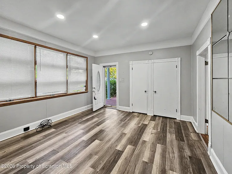 828 Cedar Ave #1 — Photo 5