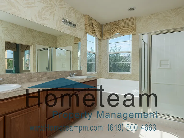 1540 Avenida Merida — Photo 15