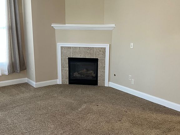 4th image of 2672 Gardenia Ave APT 1