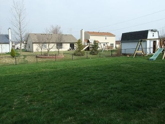 2nd image of 5777 Lakefield Dr