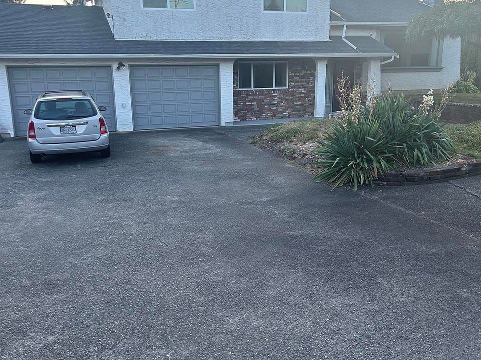 1st image of 10635 160th St
