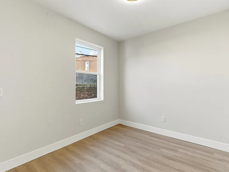 5137 Master St #1B — Photo 6