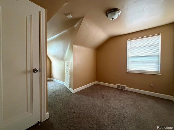 26th image of 8080 Cloverlawn St
