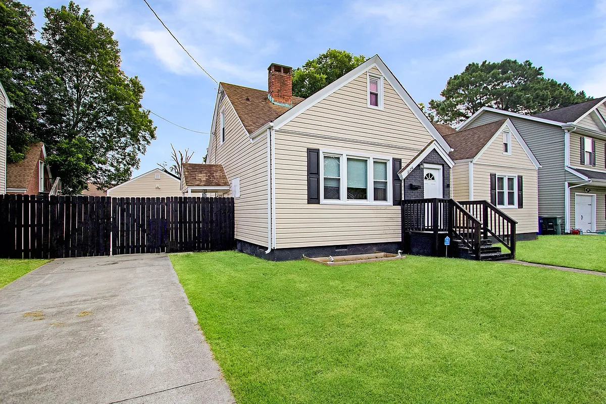 Building Photo - 3126 Marne Ave