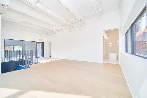 Rented by Living New York | media 15