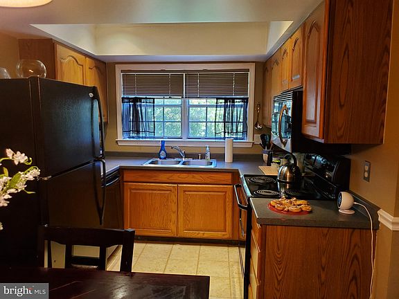 2nd image of 9230 Niki Pl APT 101