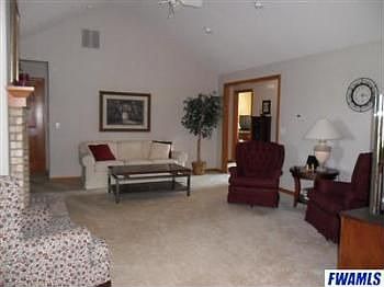 4th image of 1821 E Inverness Cir