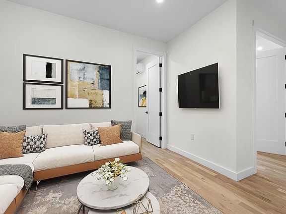 2nd image of 315 E 58th St APT 5B