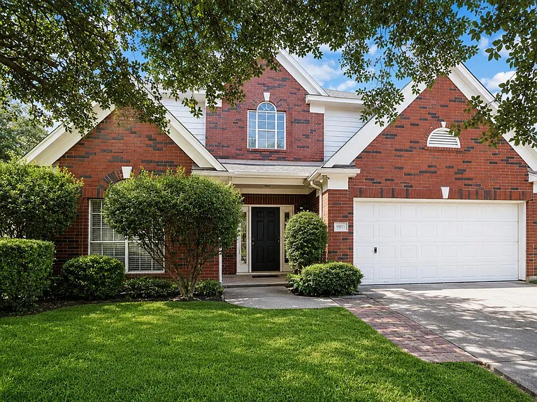 9811 Sandtown Cir — Photo 1