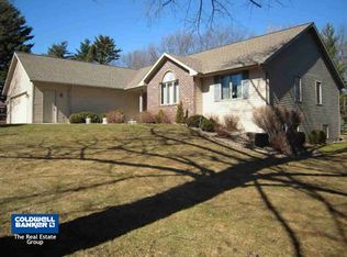 2722 Holly Way, Green Bay, WI 54313