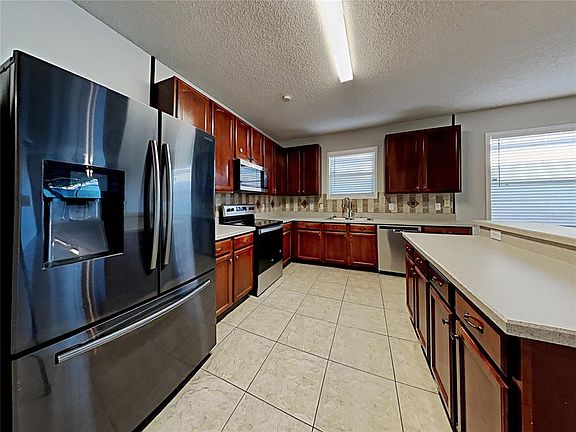 4th image of 716 KNOLLWOOD DRIVE