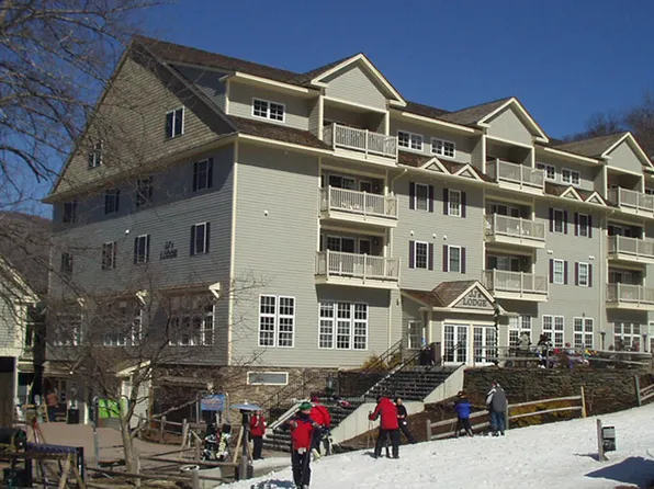 37 Corey Rd #862, Lanesborough, MA 01237