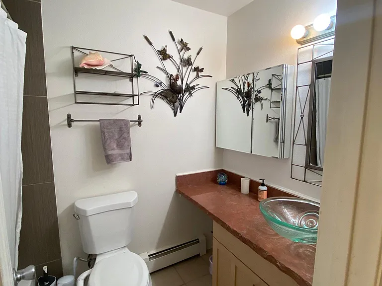 1634 17th St #8 — Photo 11