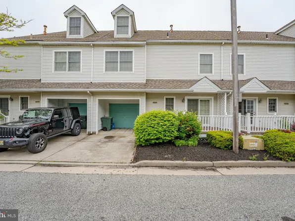 19 Clipper Ct, Atlantic City, NJ 08401