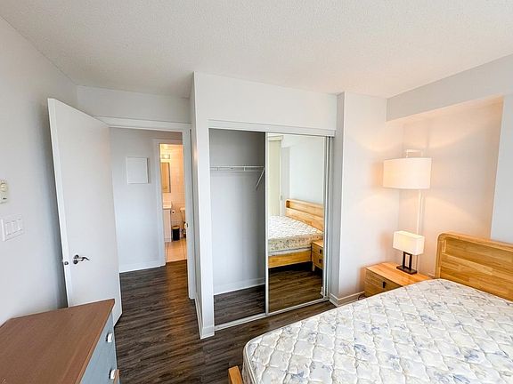 5th image of 1212 Howe St #1602