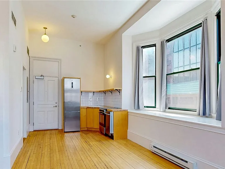 225 Weybosset St #4 — Photo 10