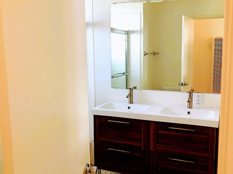 3335 Rowena Ave #6 — Photo 4