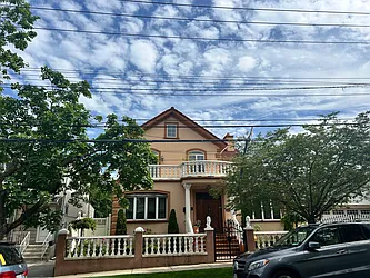149-16 Tenth Avenue  image 1 of 32