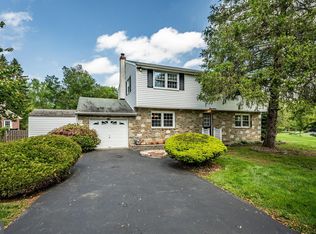 17 Wren Rd, Southampton, PA 18966