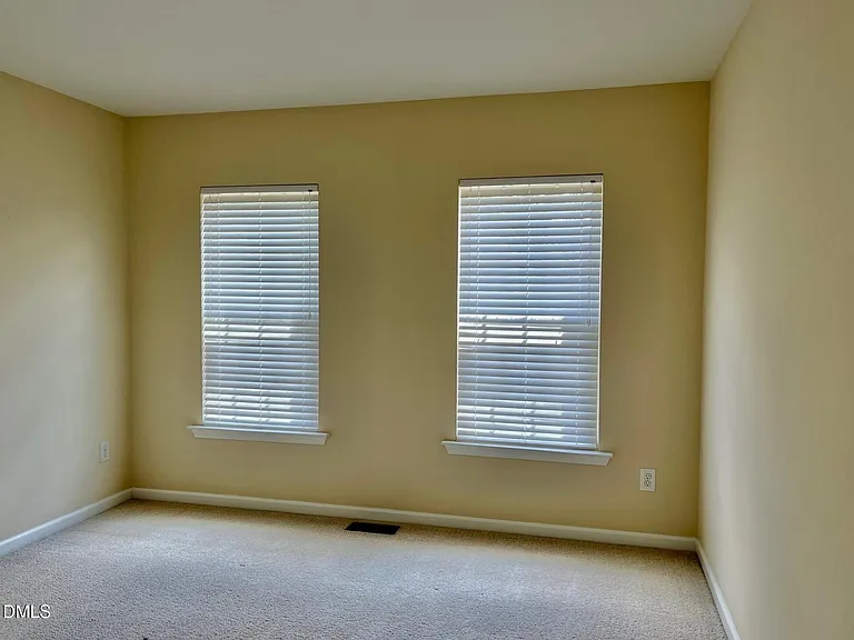 525 Sandy Whispers Pl — Photo 19
