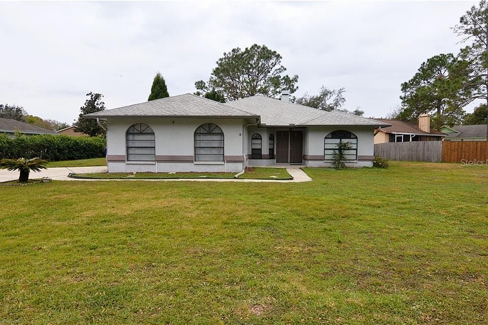 1st image of 23624 Woodglen Ave