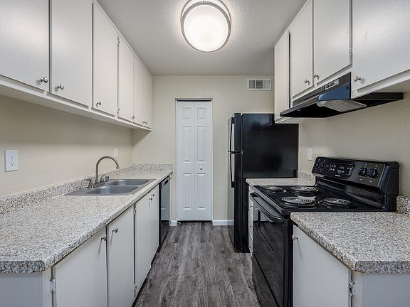 4th image of 8079 Sunrise East Way #22