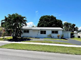 20034 NW 12th Pl, Miami Gardens, FL 33169