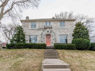 6005 W Valley Forge Dr, Milwaukee, WI 53213