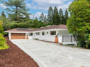 3 Harran Cir, Orinda, CA 94563