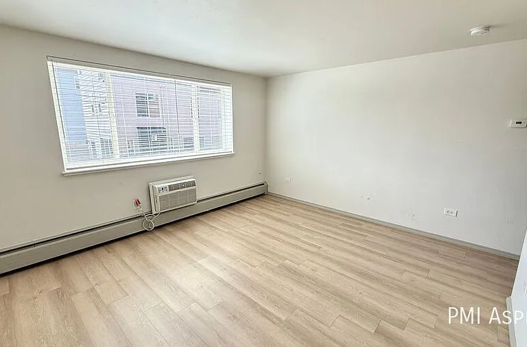 1590 Wolff St #105 — Photo 3