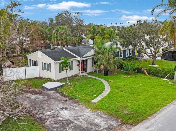 108 85th Ave N #21, Saint Petersburg, FL 33702