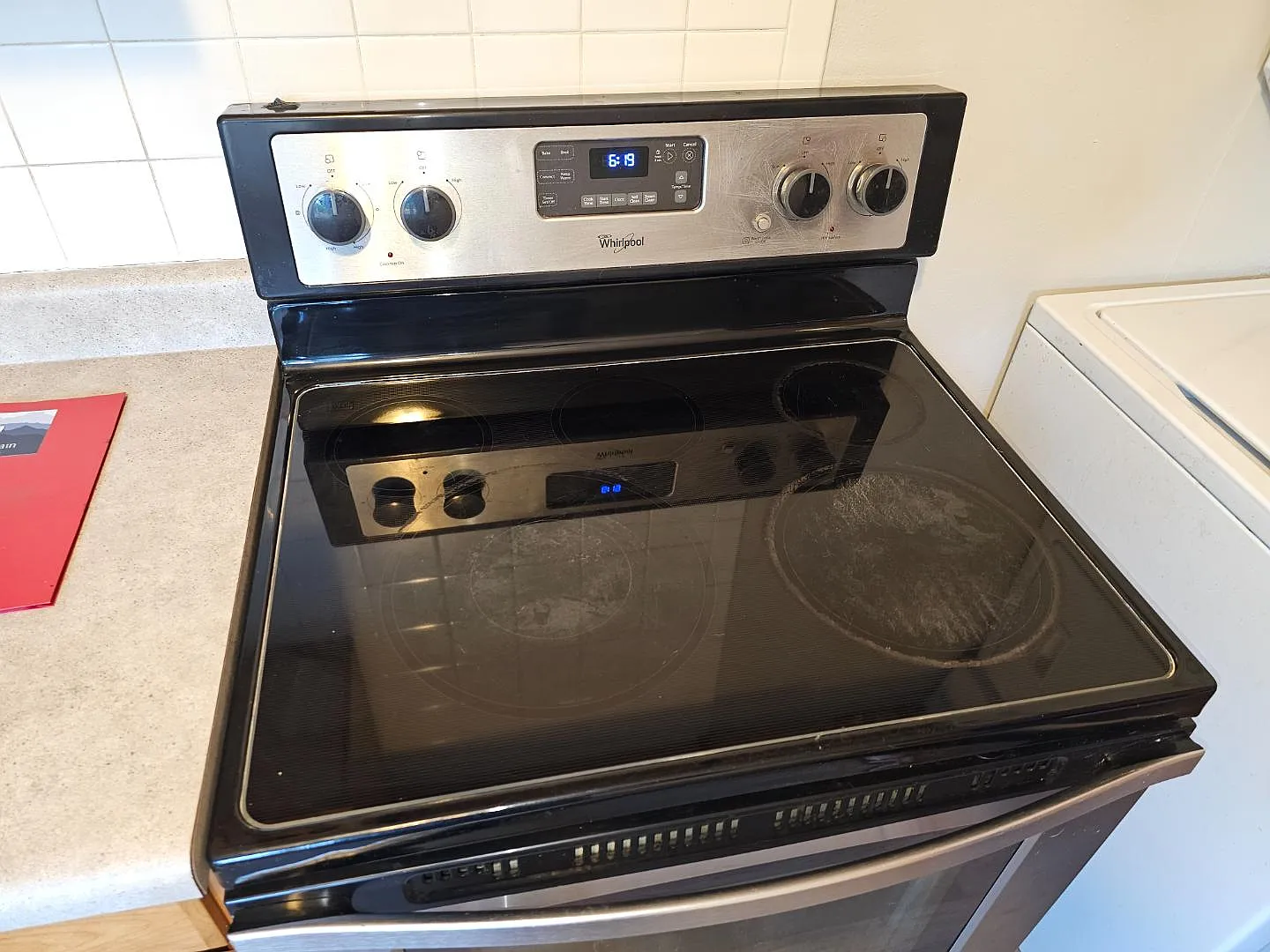 2 bed, 700 sqft, $1,700 — Photo 4
